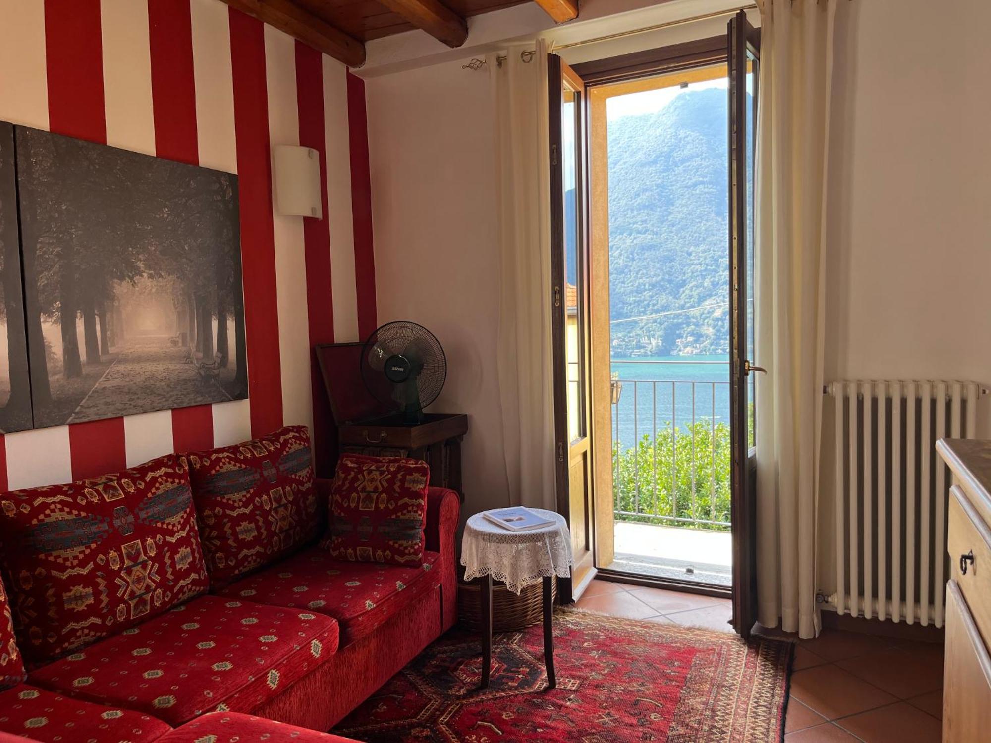 Casa Vacanza Castagna Nesso Exterior photo