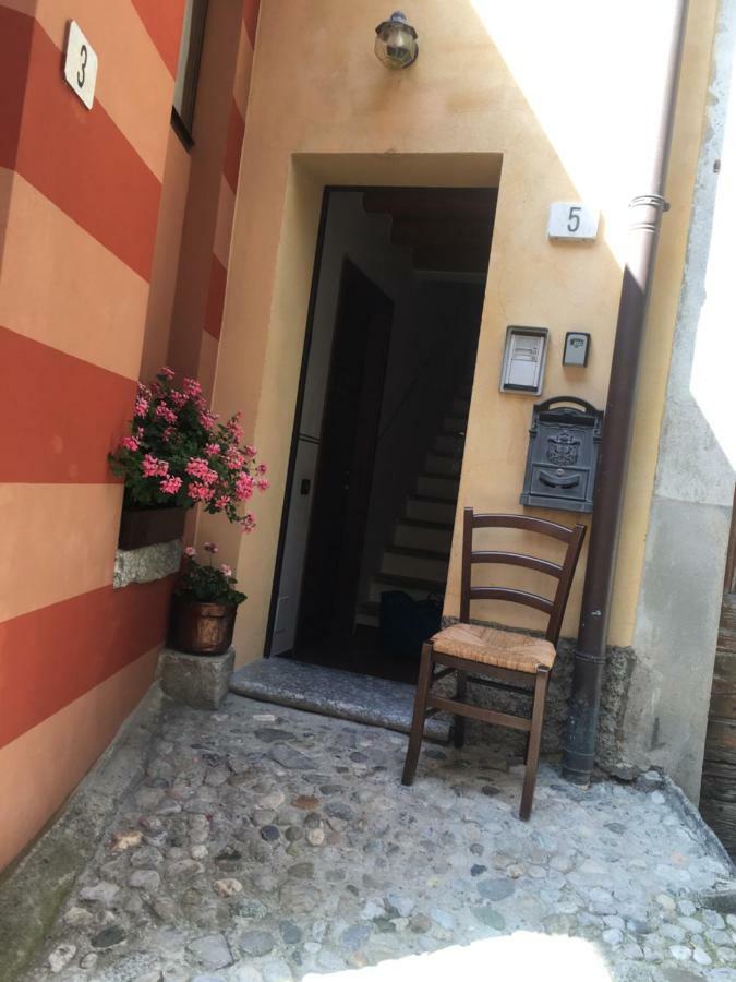 Casa Vacanza Castagna Nesso Exterior photo